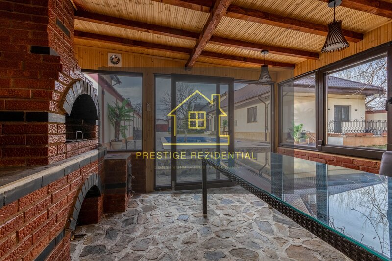 Vila superba cu piscina, aproape de Bucuresti - Mutare imediata!